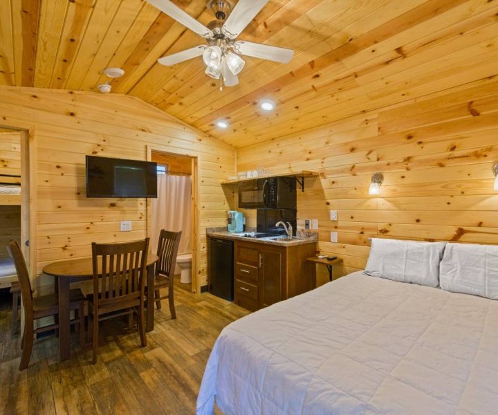 Ranger Smith™ Cabin