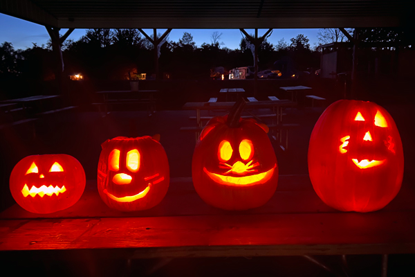 Pumpkin Carving - Image by: Cleveland Sandusky Jellystone Park™